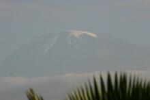 Blick auf den Kibo von unserem Hotel